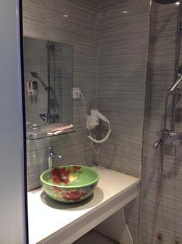 Lushang Tianjie Quick Hotel Jiujiang  Buitenkant foto